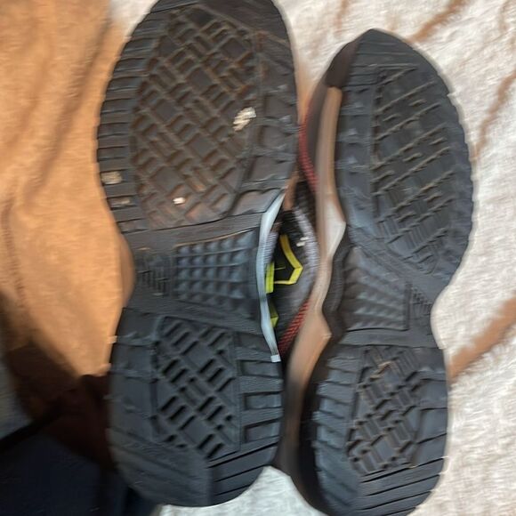 New Balance Women’s 589V1, Gray Composite Toe Shoes, Size 10.5 M - Picture 8 of 11